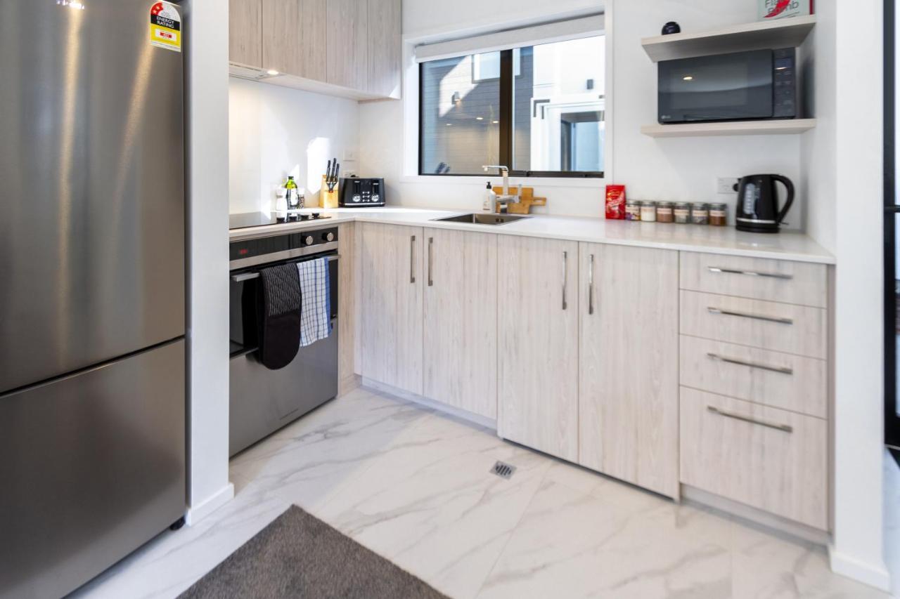 Central City Awaits 2 Bed 2 Bath With Carpark Christchurch Exterior foto